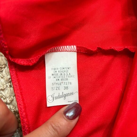 Ladies‎ Vintage 1980’s Indulgence Brand Red Camisole Size 38 - Picture 8 of 10
